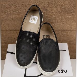 Dolce Vita “Gibsin” Black Stella Slip-On Sneakers – Size 6